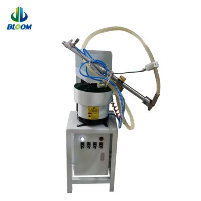 Качество  Automatic Nut Feeder for Spot Welding with M5-M12 Compatibility 220V/50Hz Power and 0.5MPa Air Source фабрика